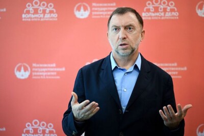 Суд арештував 32 мільйони Миколаївського глиноземного заводу Дерипаски