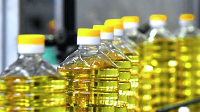 Єврокомісія погодила заборону на імпорт олії в Польщу з України