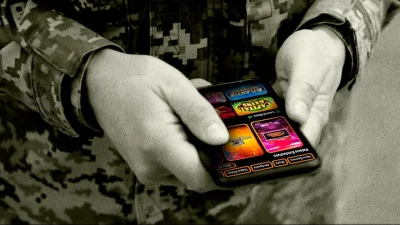 "Бійці спускають всю зарплату". Військові вимагають обмежити онлайн-казино. Що готує влада