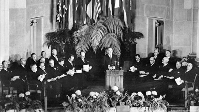 Підписання договору про НАТО у Вашингтоні 4 квітня 1949 року