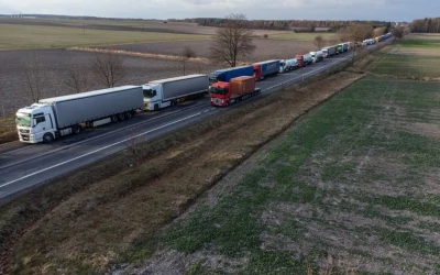 Україна втратила до $400 млн імпорту через блокаду кордону в лютому — оцінка НБУ
