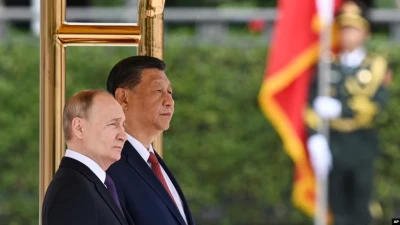 Президент Росії Володимир Путін, китайський лідер Сі Цзіньпін, Пекін, 16 травня 2024 року.