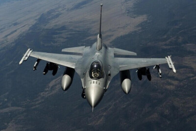 Українська авіація вже застаріла: у ЗСУ розповіли, коли Київ отримає винищувачі F-16