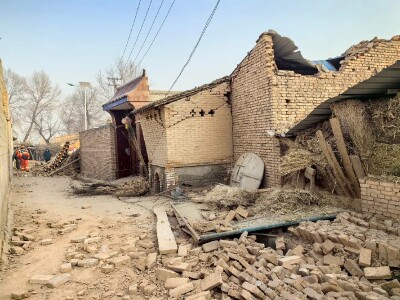 Понад 100 людей загинули внаслідок землетрусу в Китаї