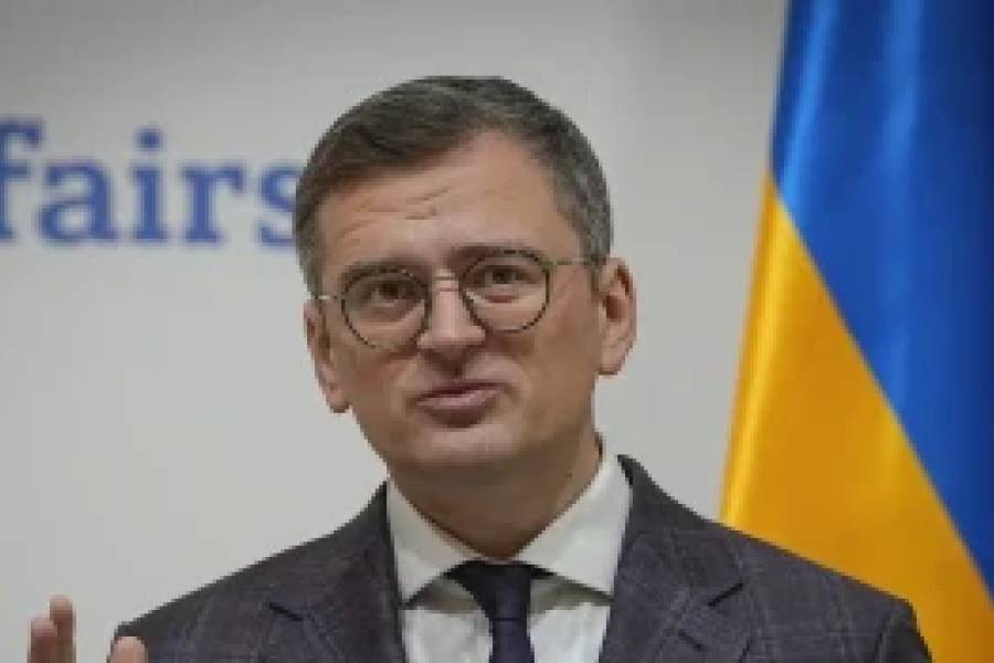 Кулеба - критикам ударів по НПЗ: Українці гинуть без Patriot