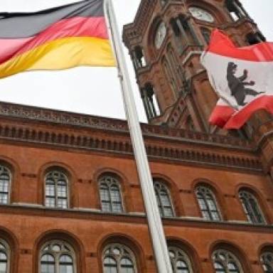 Українці можуть залишатися у Німеччині з недійсним паспортом - сенат Берліна