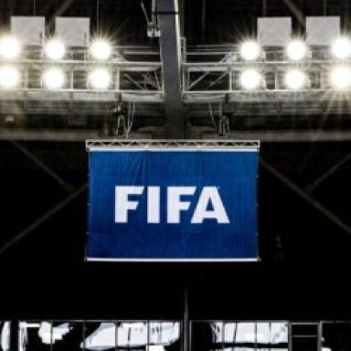 ФІФА може дозволити проводити матчі внутрішніх чемпіонатів за кордоном