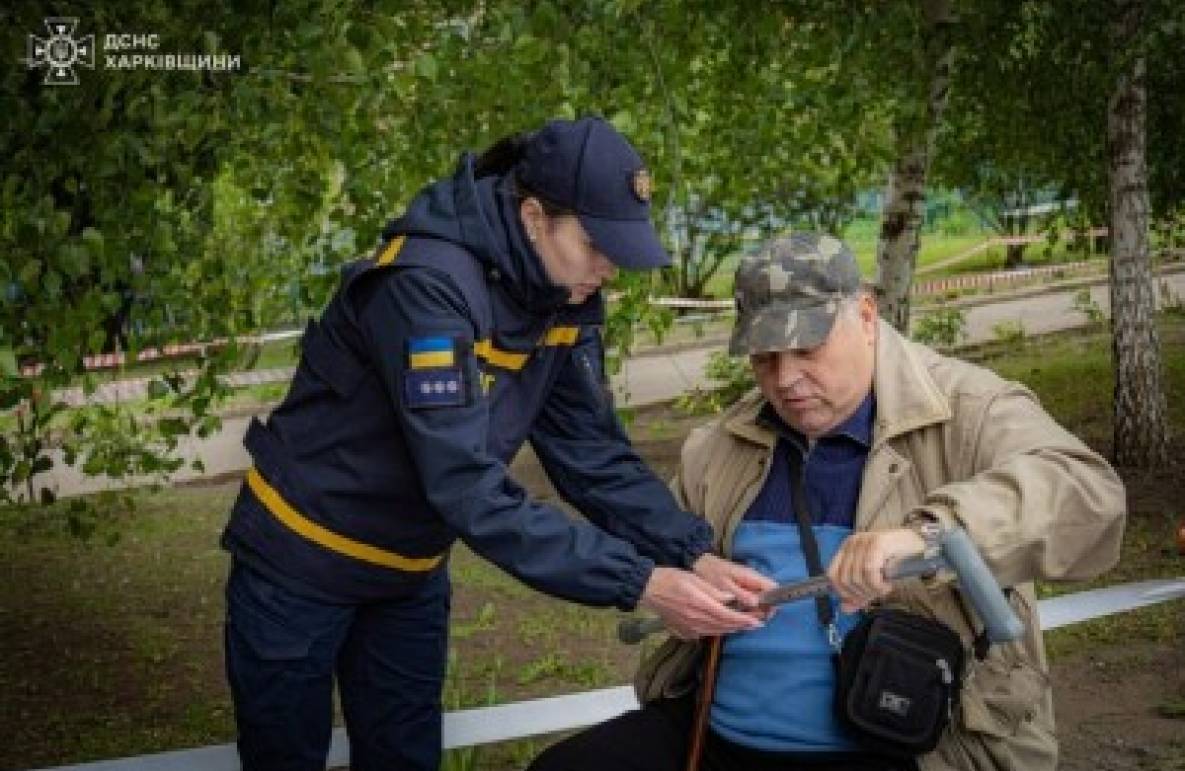 З прикордонних регіонів Харківщини рятувальники евакуювали майже 10 тис. людей