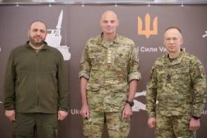 Потреби ЗСУ та підтримка: Сирський та Умєров зустрілися з новим командувачем армії Данії