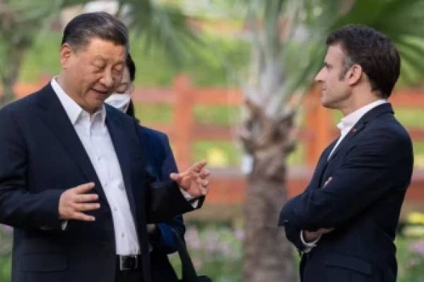 Сі та Макрон обговорять Україну під час візиту лідера Китаю до Франції