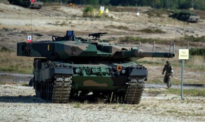 Польща передасть Україні роту танків Leopard, але є нюанс