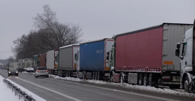 На румунському кордоні 400 вантажівок стоять у черзі в напрямку пункту пропуску "Порубне", - Держприкордонслужба