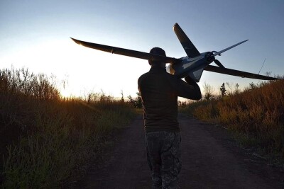 Нічний наліт "пташок": Росію атакувала зграя дронів, Крим здригався від вибухів