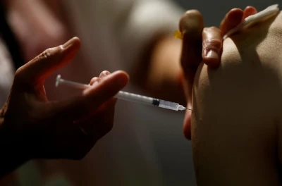 Україною шириться грип: в МОЗ розповіли, кому обов'язково необхідно вакцинуватись