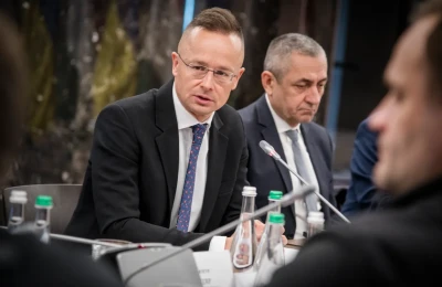 Сійярто: Ще довгий шлях до зустрічі між Зеленським та Орбаном – Україна має виконати умови