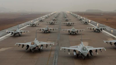 Адмірал НАТО: F-16 змінять хід війни, але ситуація має два боки
