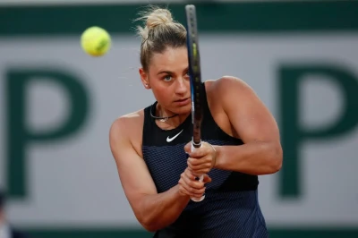 Костюк розгромно поступилася першій ракетці світу у півфіналі турніру WTA 1000