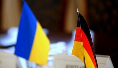 У Німеччині відреагували на рішення України не надавати консульські послуги чоловікам за кордоном