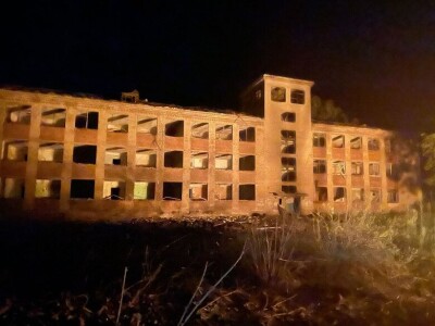 Вночі окупанти атакували Селидове на Донеччині ракетами С-300, пошкодили будинки та заклад освіти