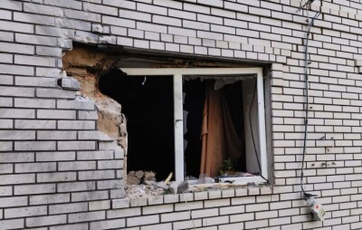 Вночі окупанти 4 рази атакували Нікопольщину, пошкоджено будівлі та автівки