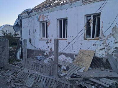 Окупанти били по Нікополю дронами-камікадзе, пошкоджено будинки