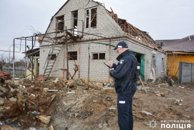 Окупанти обстріляли 2 громади на Миколаївщині, ворожий дрон пошкодив будинок