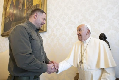 Єрмак зустрівся з Папою Франциском: мова ішла про підготовку до Глобального Саміту миру, який відбудеться в Швейцарії