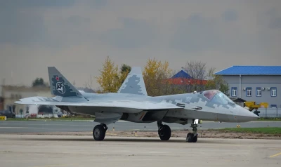 ГУР підтвердило пошкодження одразу двох російських Су-57 за 600 км від кордону