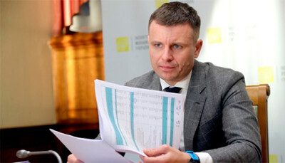 Міністр фінансів заявив, що Україна в реструктуризації євробондів розраховує на часткове списання боргу