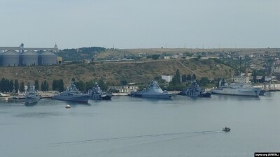 У Чорному і Азовському морях Росія тримає чотири ракетоносії – ВМС