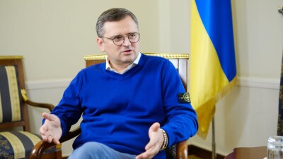 Китай запевнив, що не надав і не надаватиме зброї Росії, - МЗС