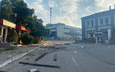 Окупанти атакували Харківщину: постраждали люди, пошкоджені авто та будівлі