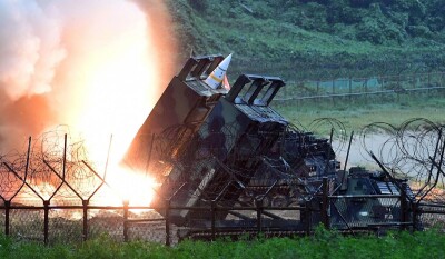 Україна на тлі операції в Курській області закликає США дозволити бити ATACMS по Росії, - WP