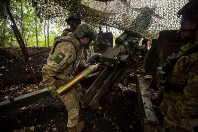 Покровськ швидко порожніє, поруч тривають важкі бої, - BBC