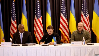 Остін у розмові з Умєровим підтвердив зобов'язання США щодо надання Україні зброї для перемоги