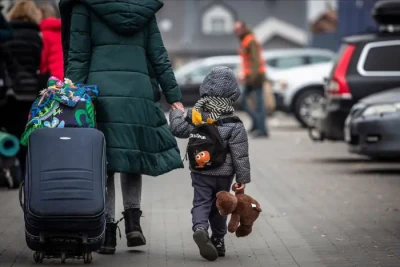 Стало відомо, скільки дітей виїхали з України перед початком навчального року