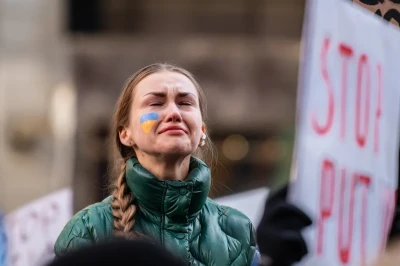 КМІС: За вісім місяців поменшало українців, готових терпіти війну "скільки буде потрібно"