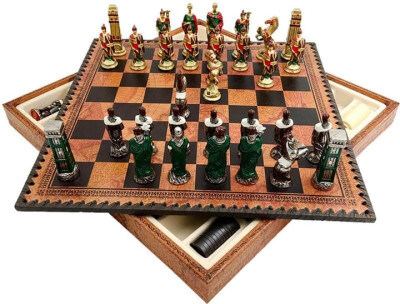 Генштаб ЗСУ під час війни витратив 483 тис. грн на подарункові шахи, смартгодинники, кришталь та ікони