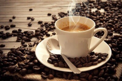 Вчені: для підбадьорення не обов’язково пити каву — достатньо лише погляду або думки про неї