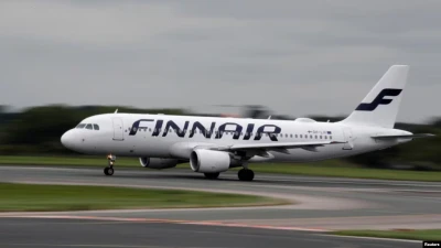 25 і 26 квітня два літаки авіакомпанії Finnair, що прямували з Гельсінкі до міста Тарту в Естонії, були змушені повернутися в аеропорт вильоту