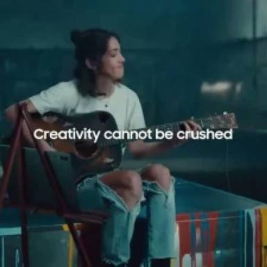 Samsung висміяла Apple рекламою UnCrush – відео